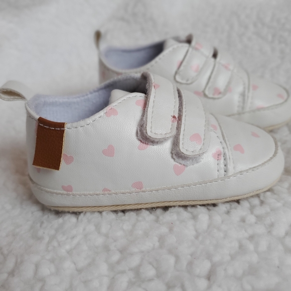Size 2 velcro sneakers for baby girl - Picture 4 of 12